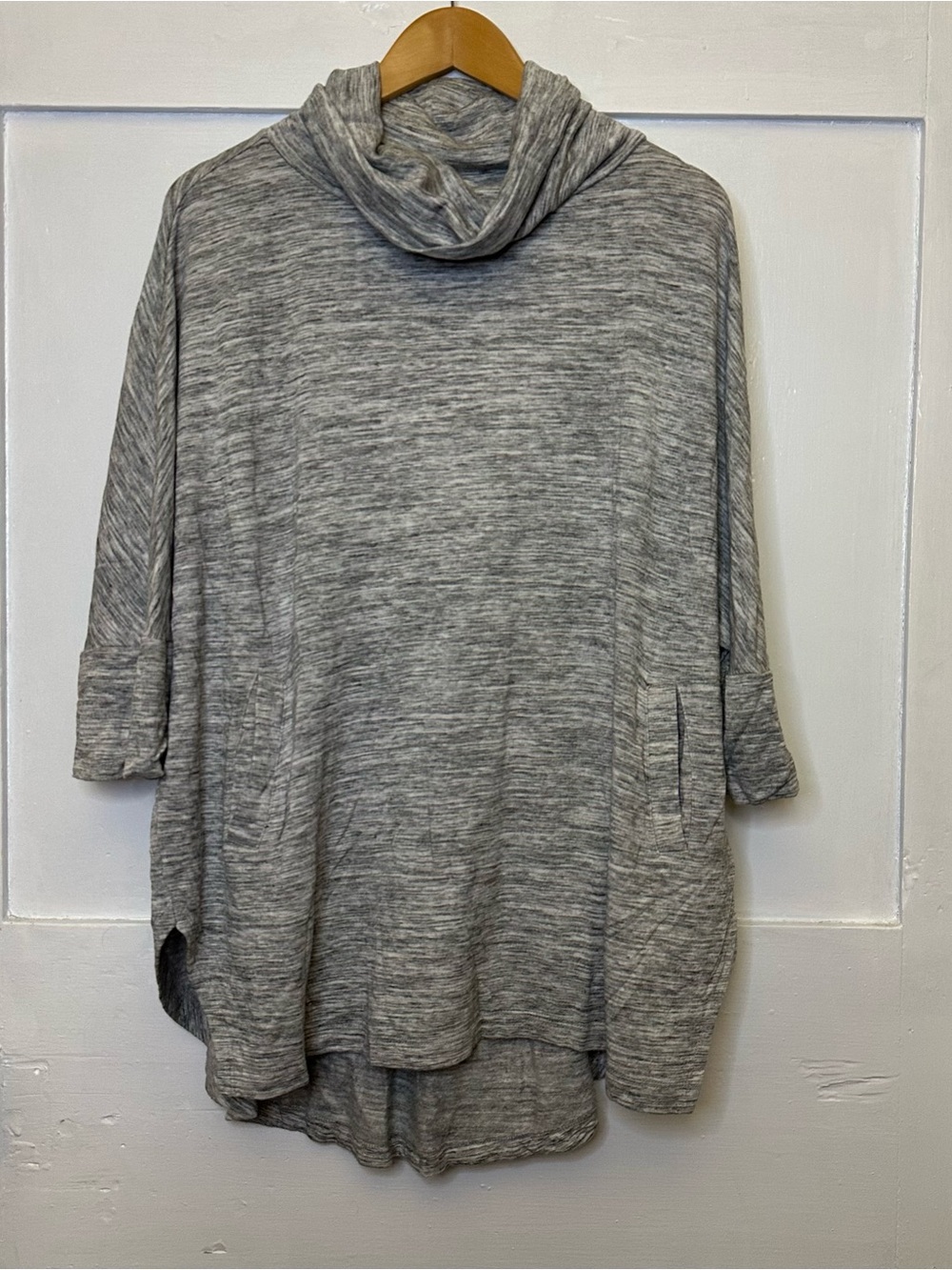 LOFT Marled Grey Lounge Top Cowl Neck 2 Reinforced Pockets Sz M